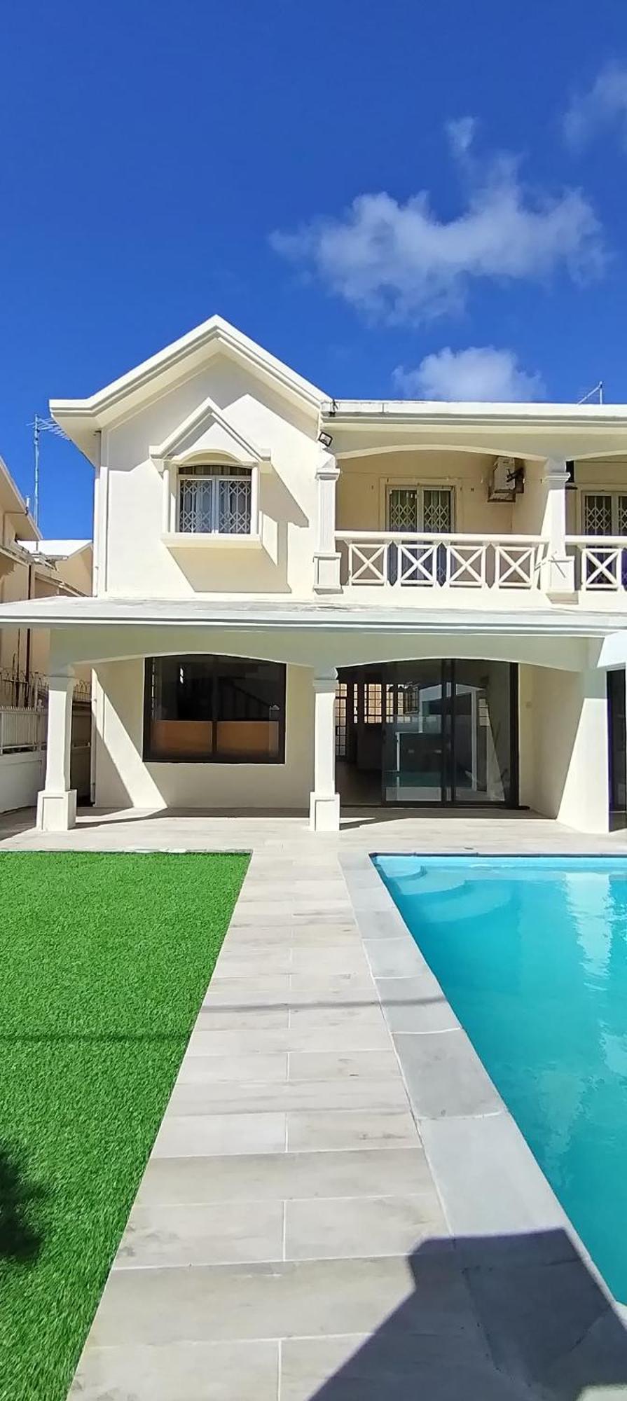 Coastal Nest Villa Mont-Choisy Luaran gambar
